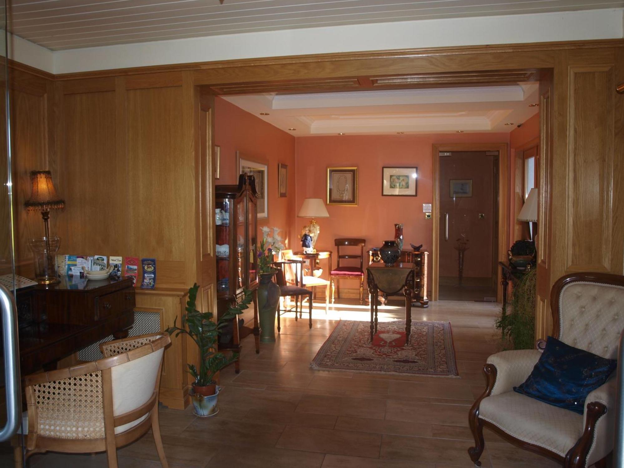 Отель Shelmalier House Атлон Экстерьер фото