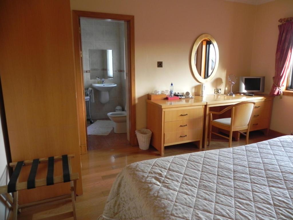 Отель Shelmalier House Атлон Номер фото